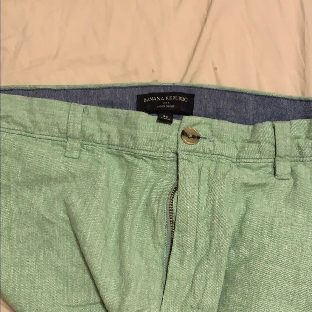 Green banana republic shorts size 36